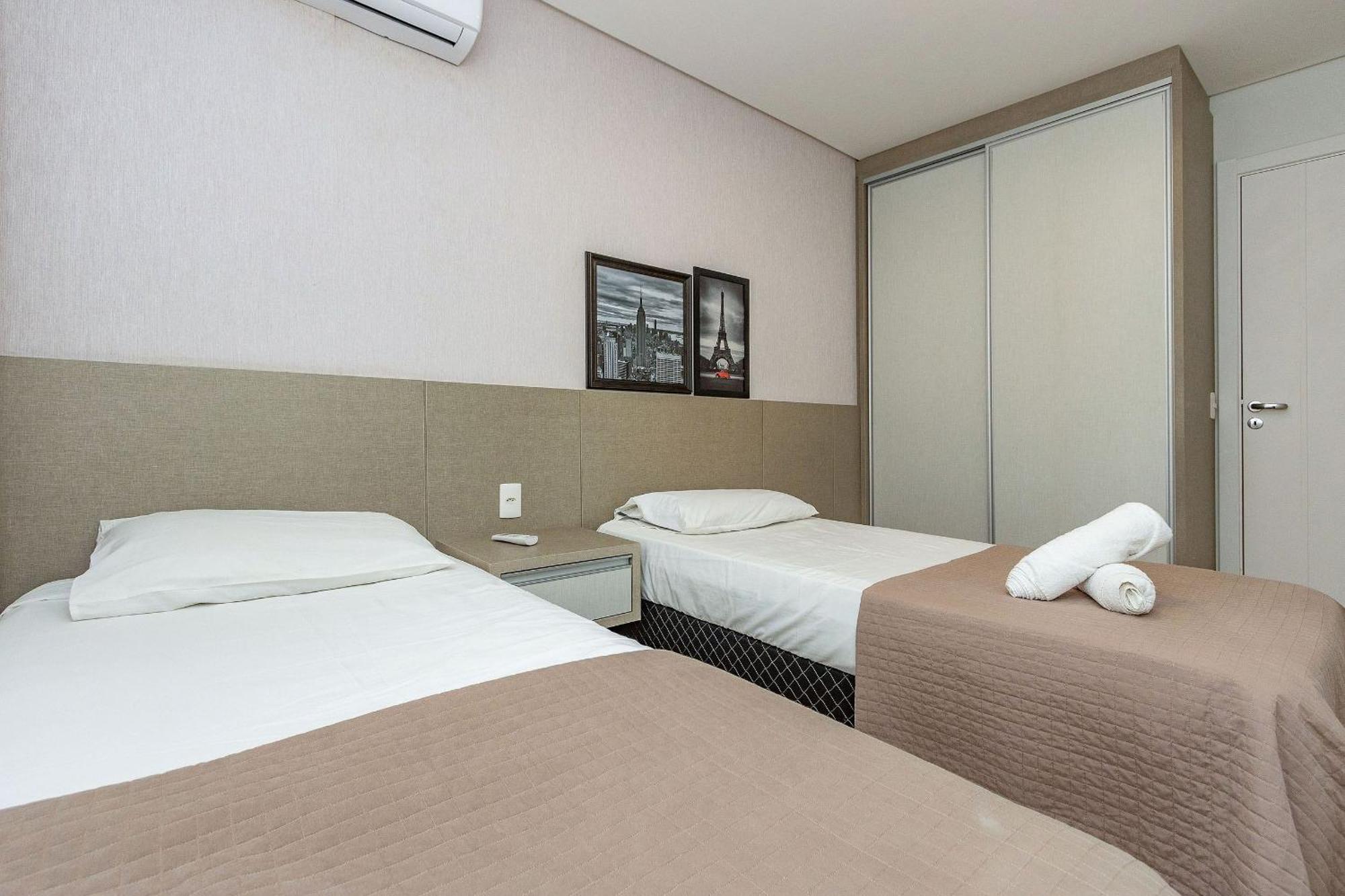 Boulevard 224D - Excelente Apartamento Em Condominio De Luxo No Centro De Bombinhas - Piscina - Jacuzzi - Academia - Portaria 24H. Exterior foto