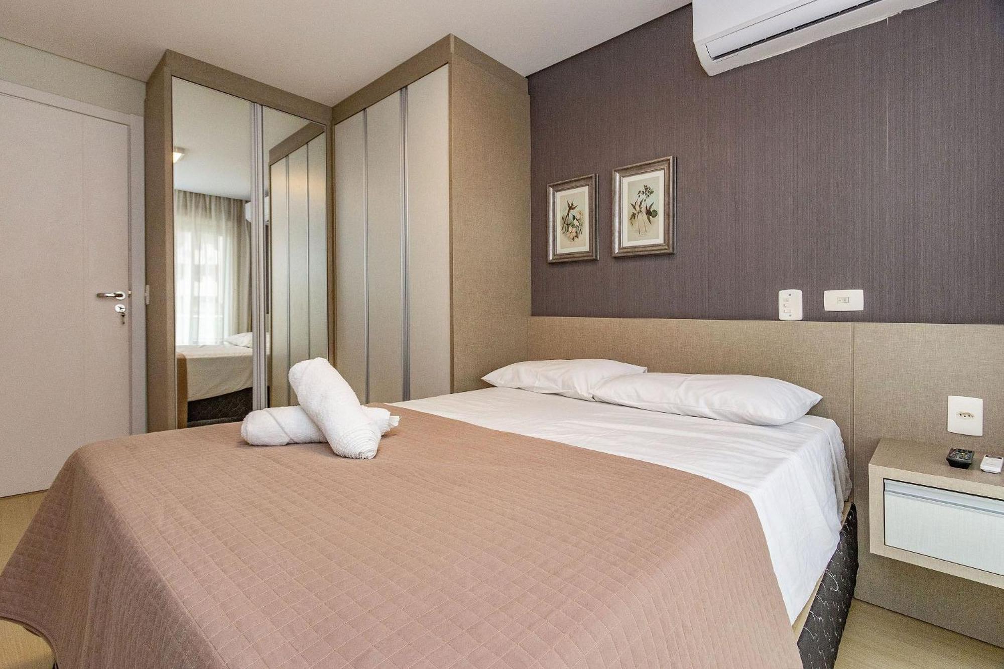 Boulevard 224D - Excelente Apartamento Em Condominio De Luxo No Centro De Bombinhas - Piscina - Jacuzzi - Academia - Portaria 24H. Exterior foto